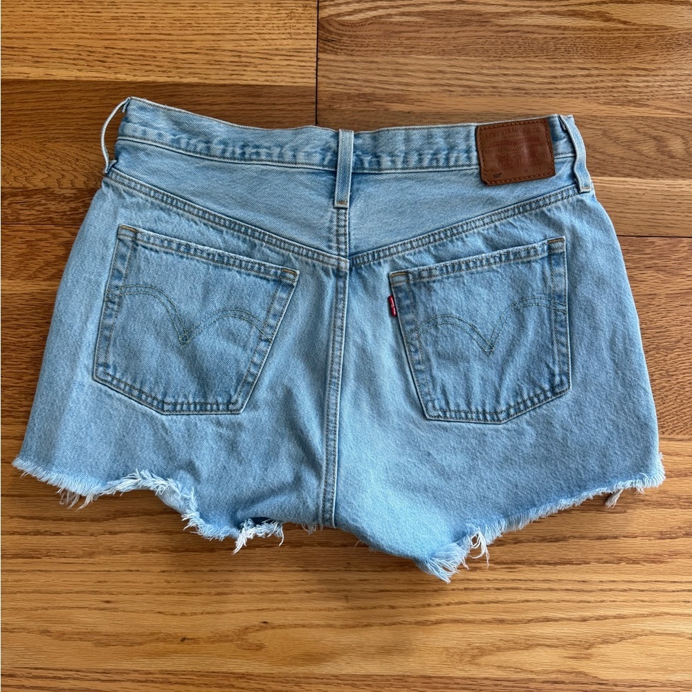 Levi's Distressed 501 Button Fly Light Blue Denim Cutoff Shorts Boho Summer - Picture 2 of 9